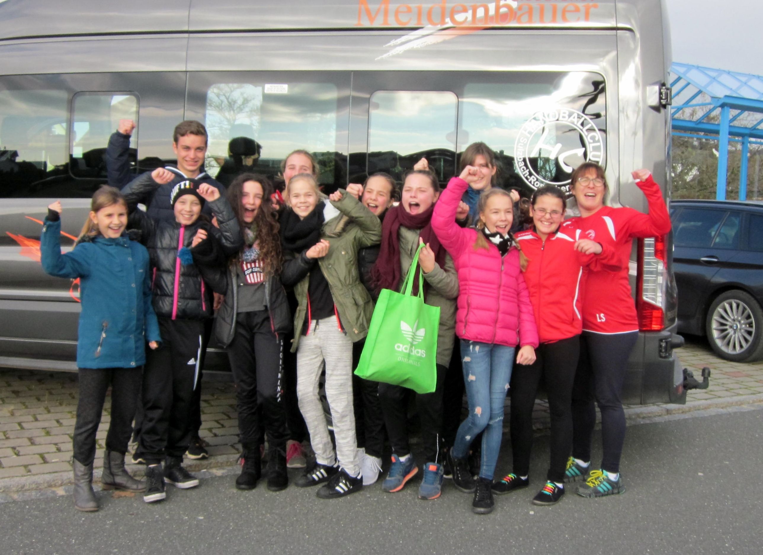 HCS-Jugend-Bus-Meidenbauer.jpg